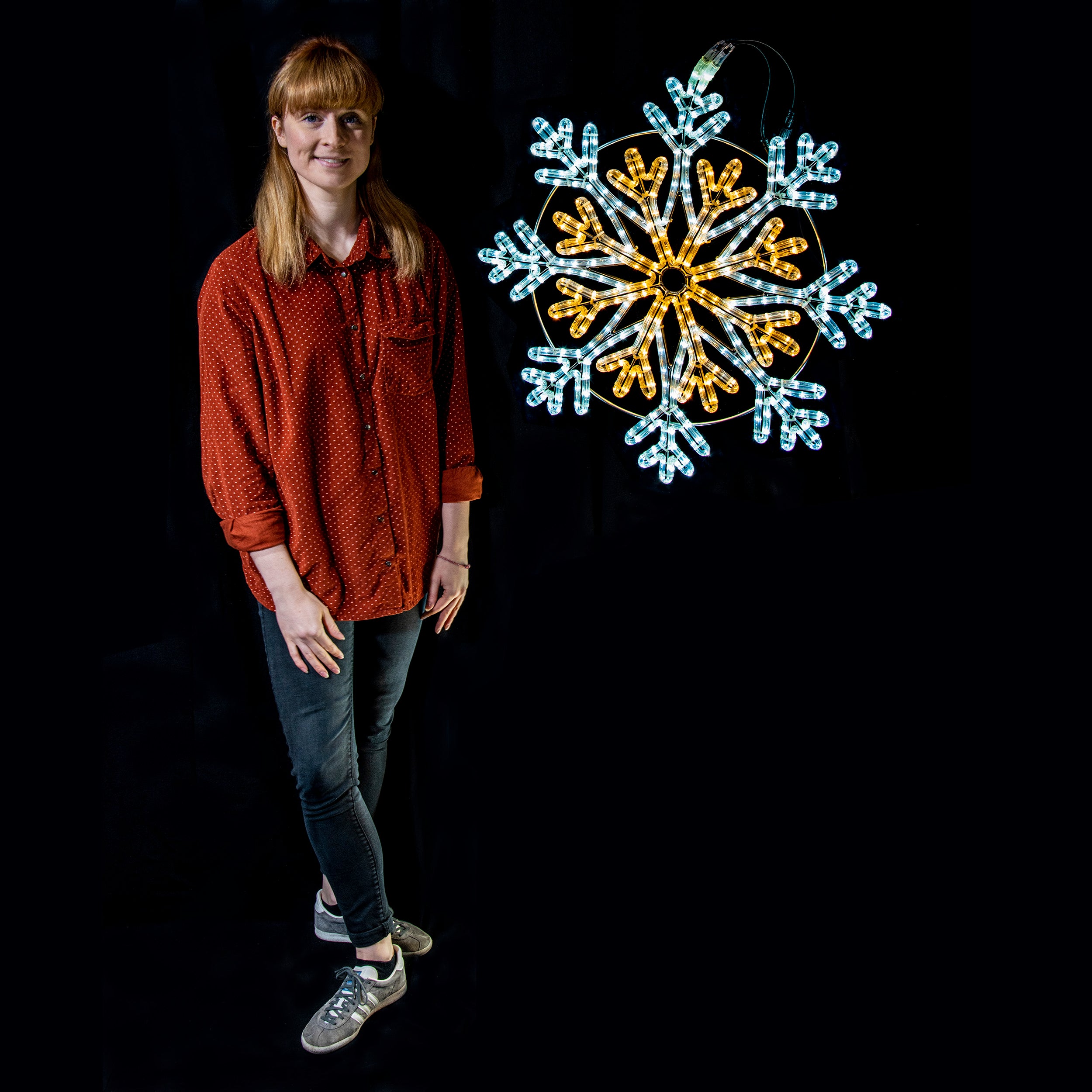90cm LED Snowflake Display XP Silhouette Motif Outlet ???? Festive Decorations 90cm LED Snowflake Display XP Silhouette Motif ⌛ -UK Christmas World Sales Store 63010 800512 1
